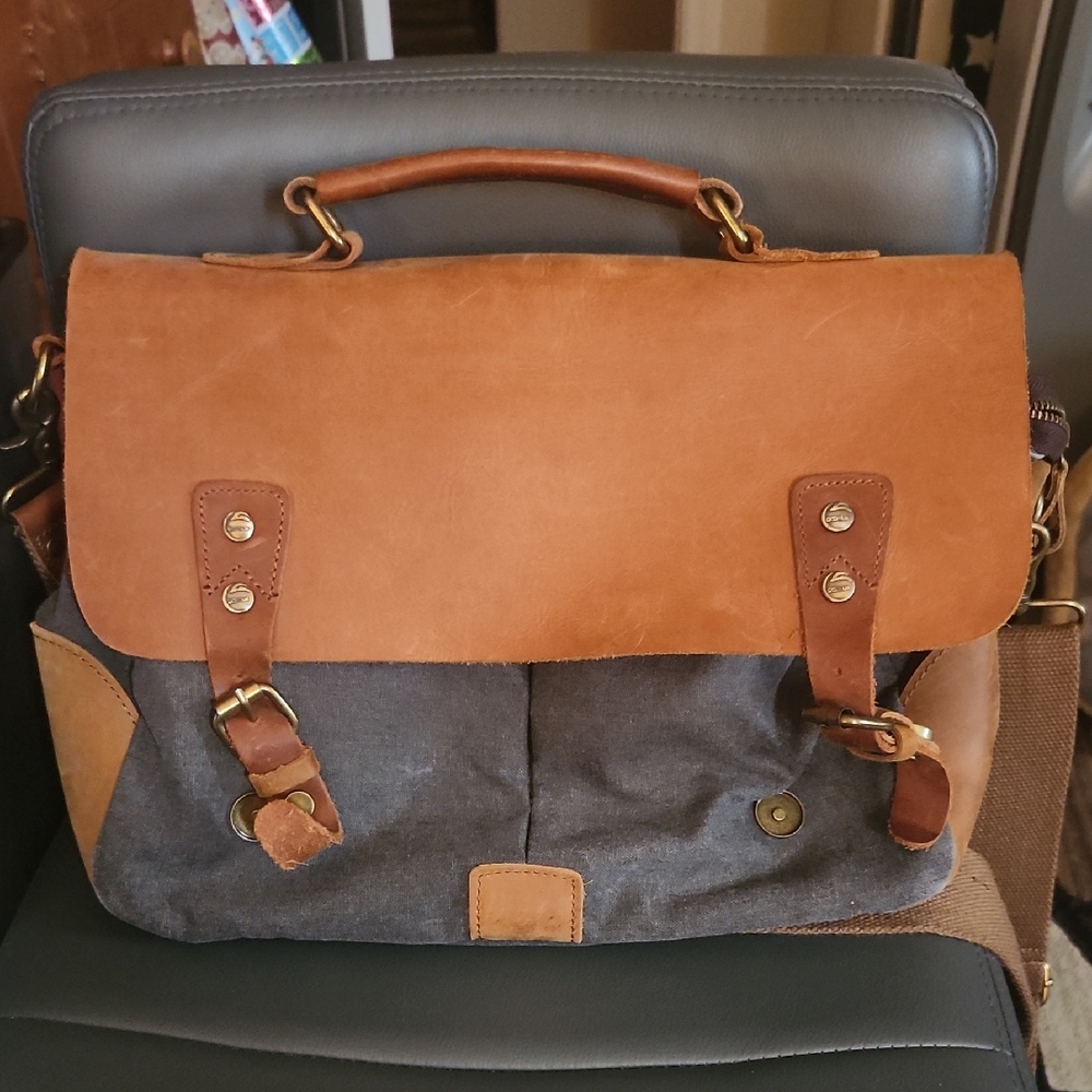 Stylish Tan and Gray Suade Messenger Bag